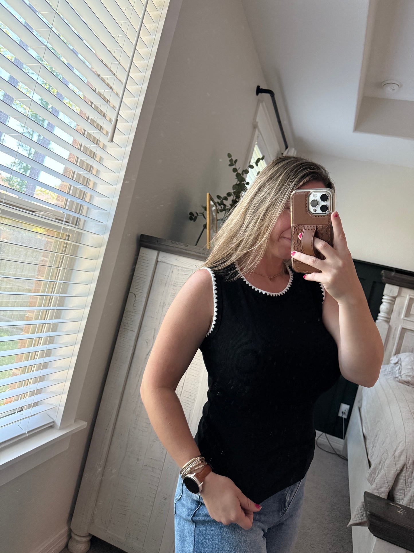 Black ribbed tank