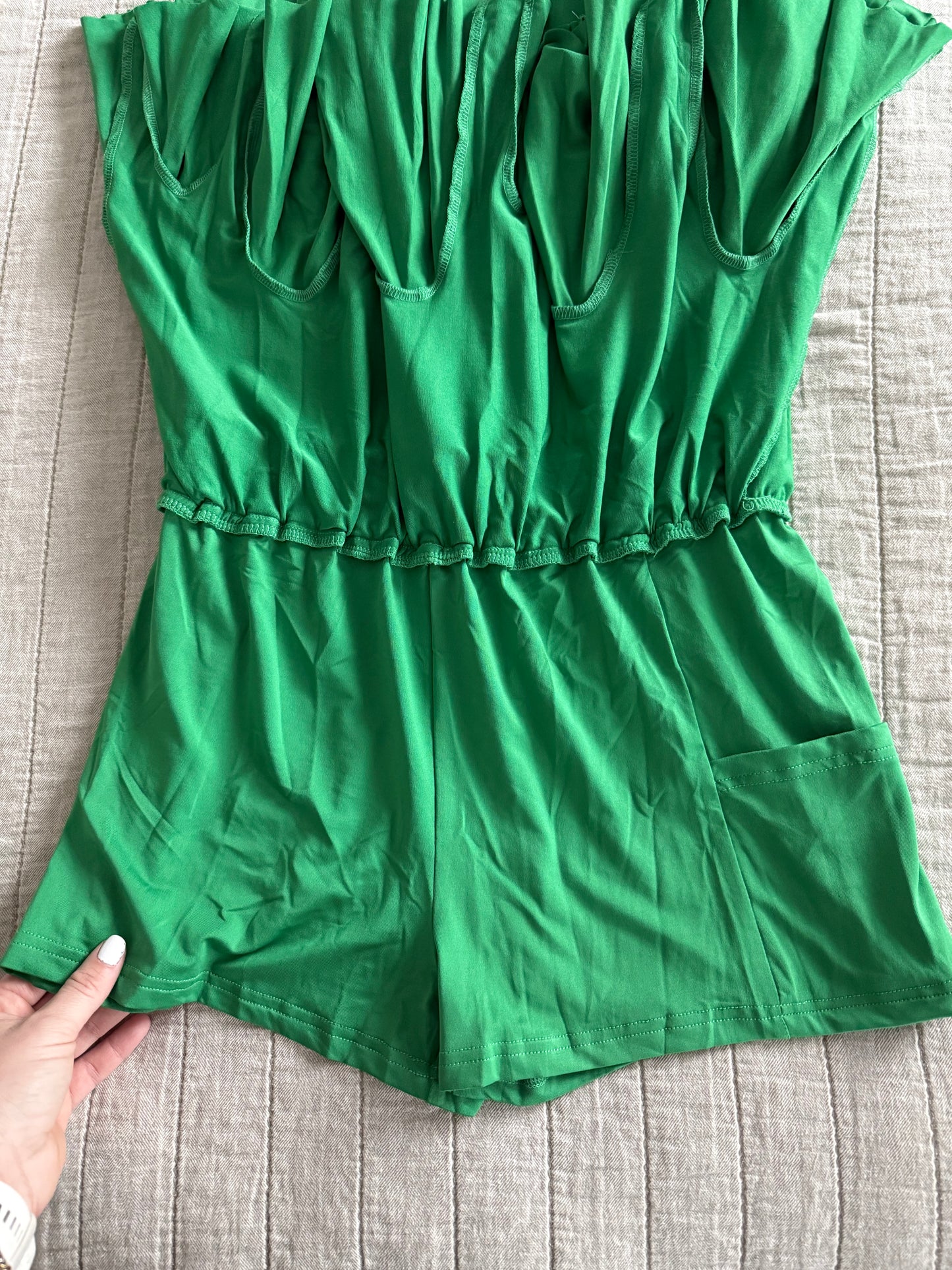 Green ruffled skort