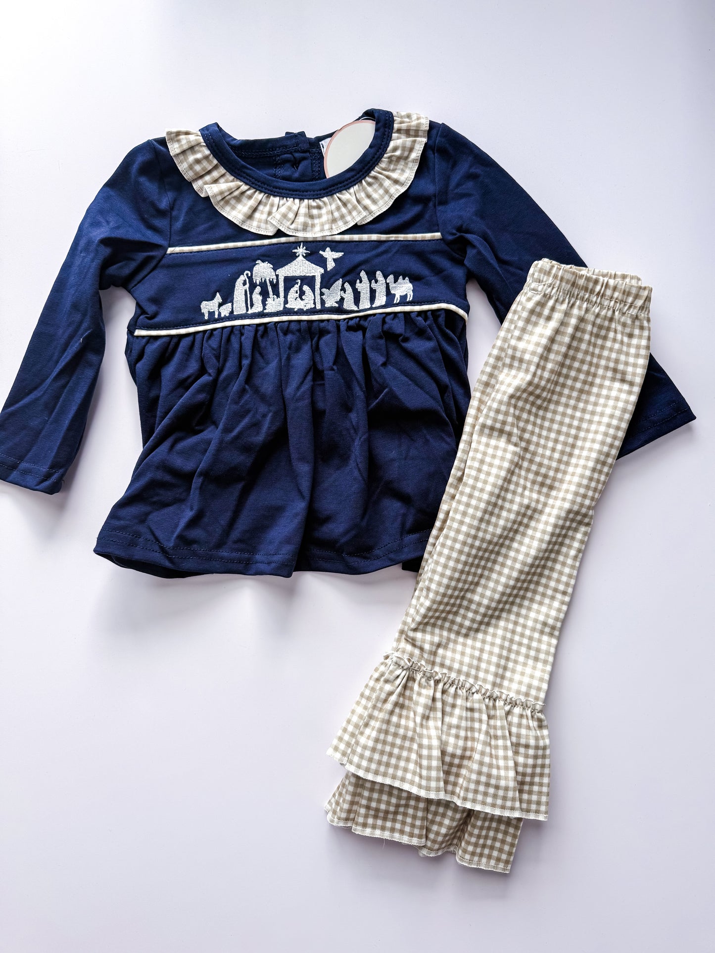 Nativity gingham girl