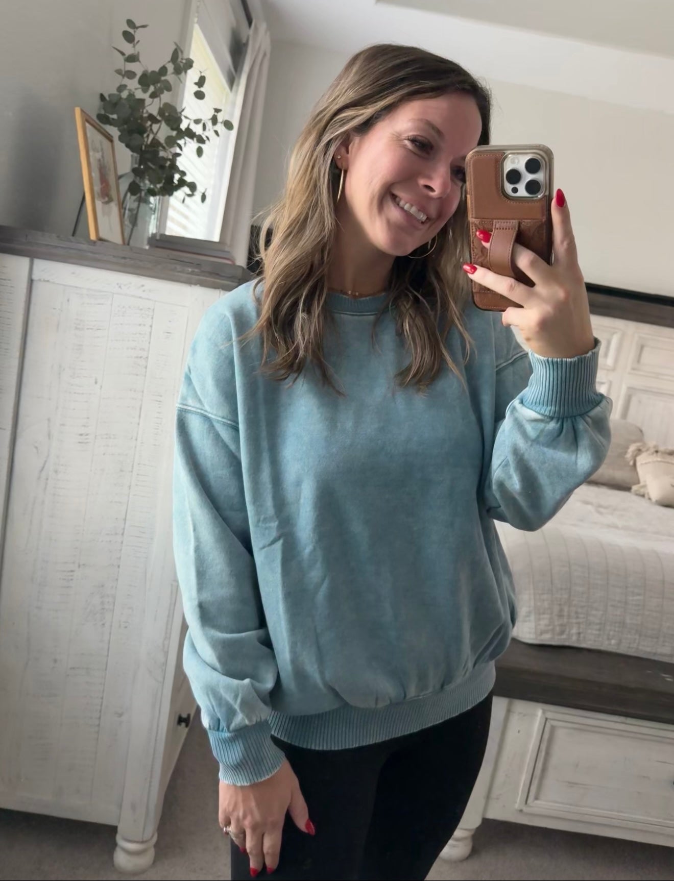 Acid washed sweatshirt