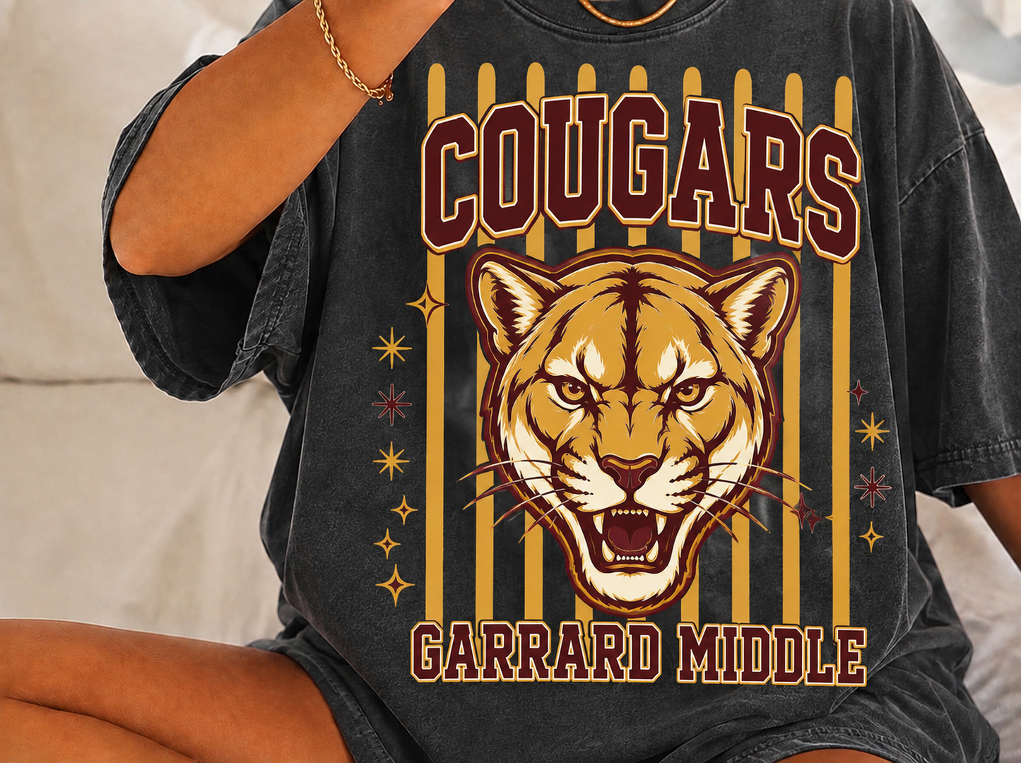 Cougars stripe mascot