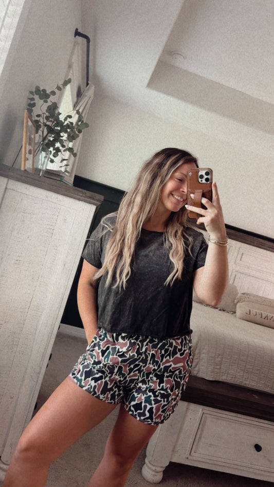 Trailside Camo Shorts 🦌
