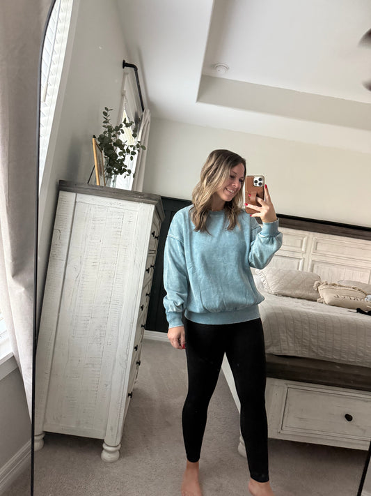 Acid washed sweatshirt