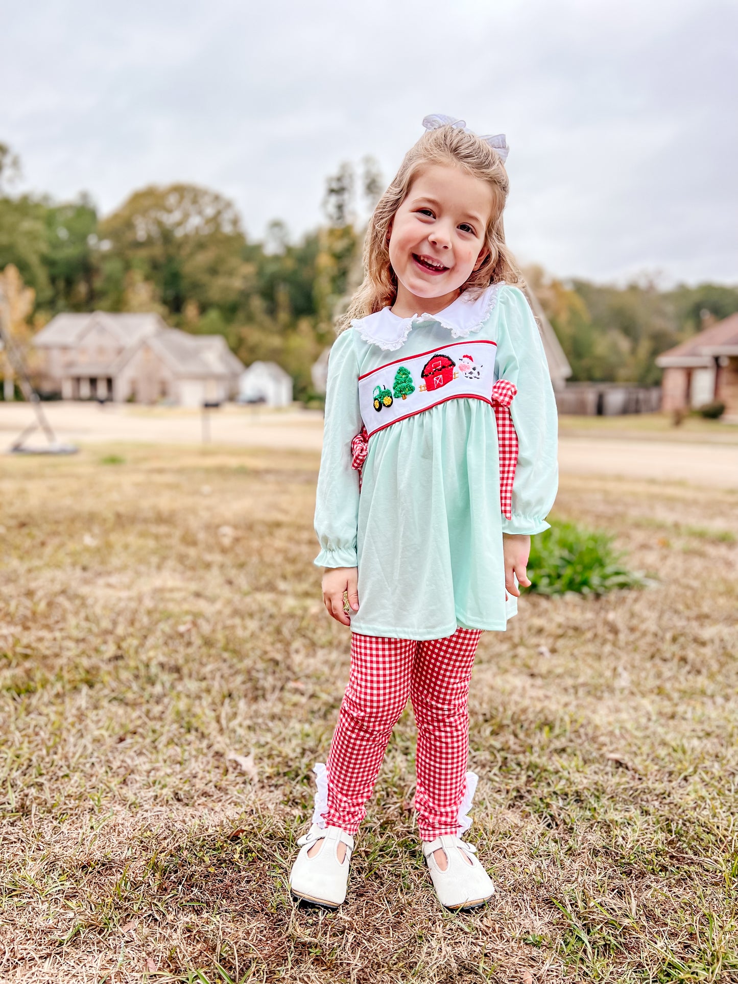 Ruffle farm animal christmas
