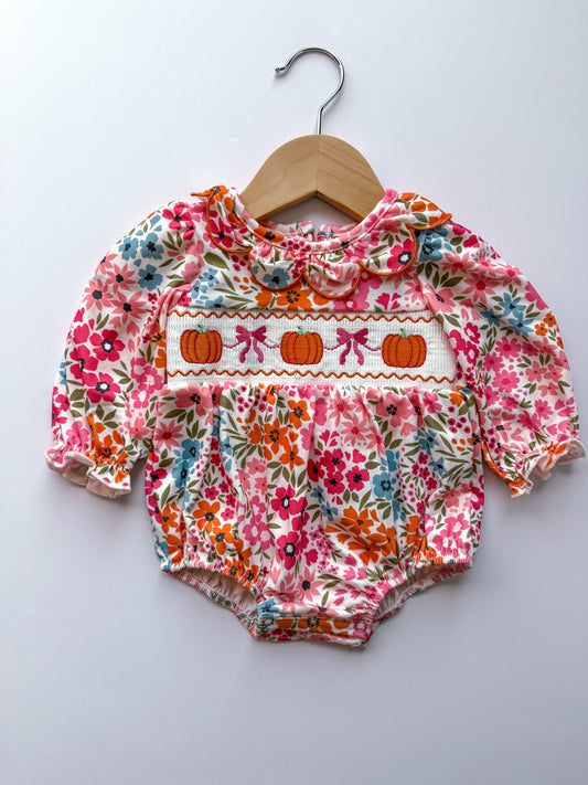 Pink pumpkin floral bubble