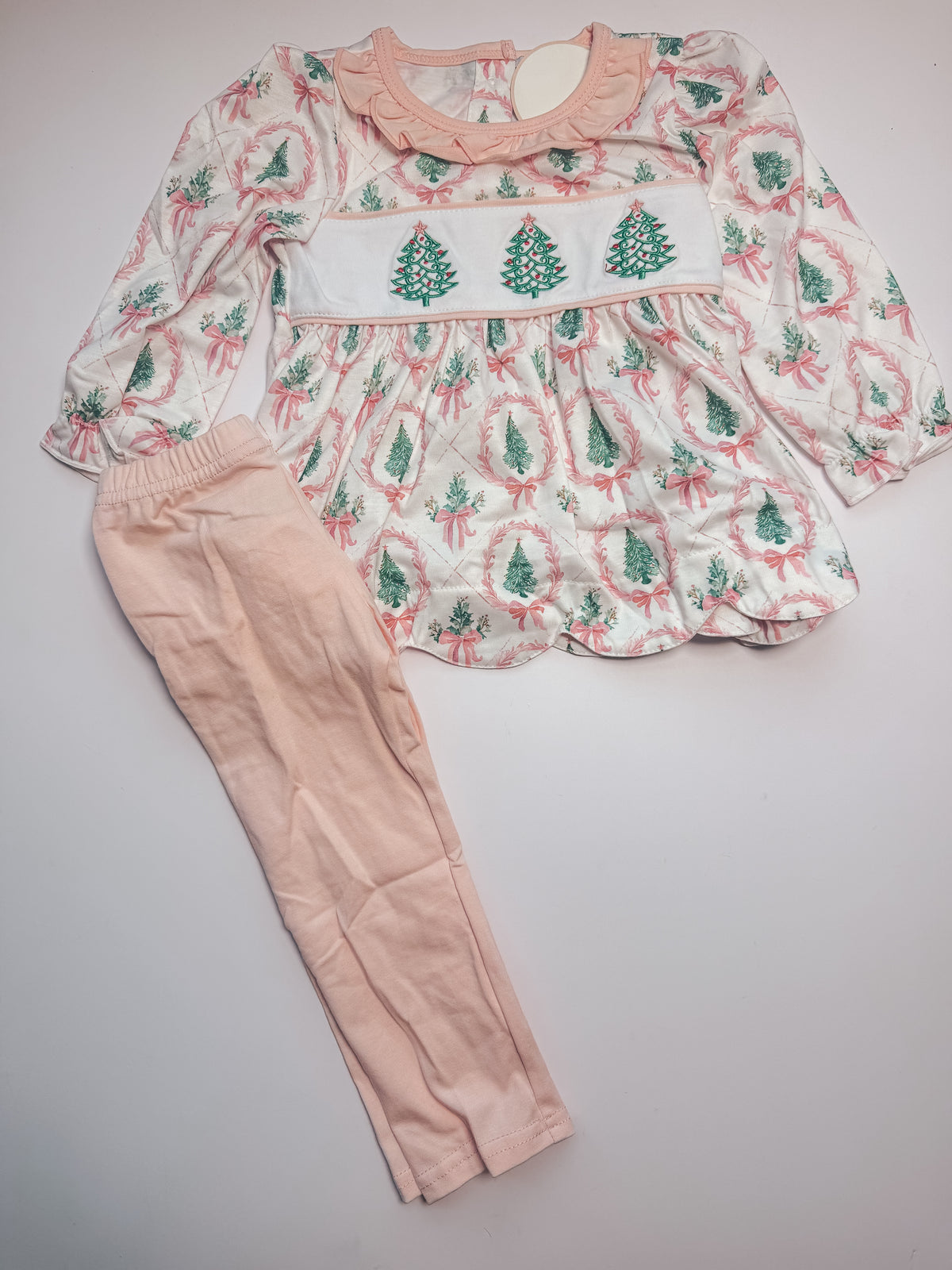 Pink tree embroidery set