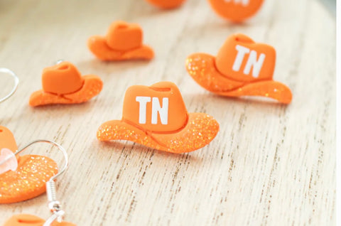 TN hat stud earrings