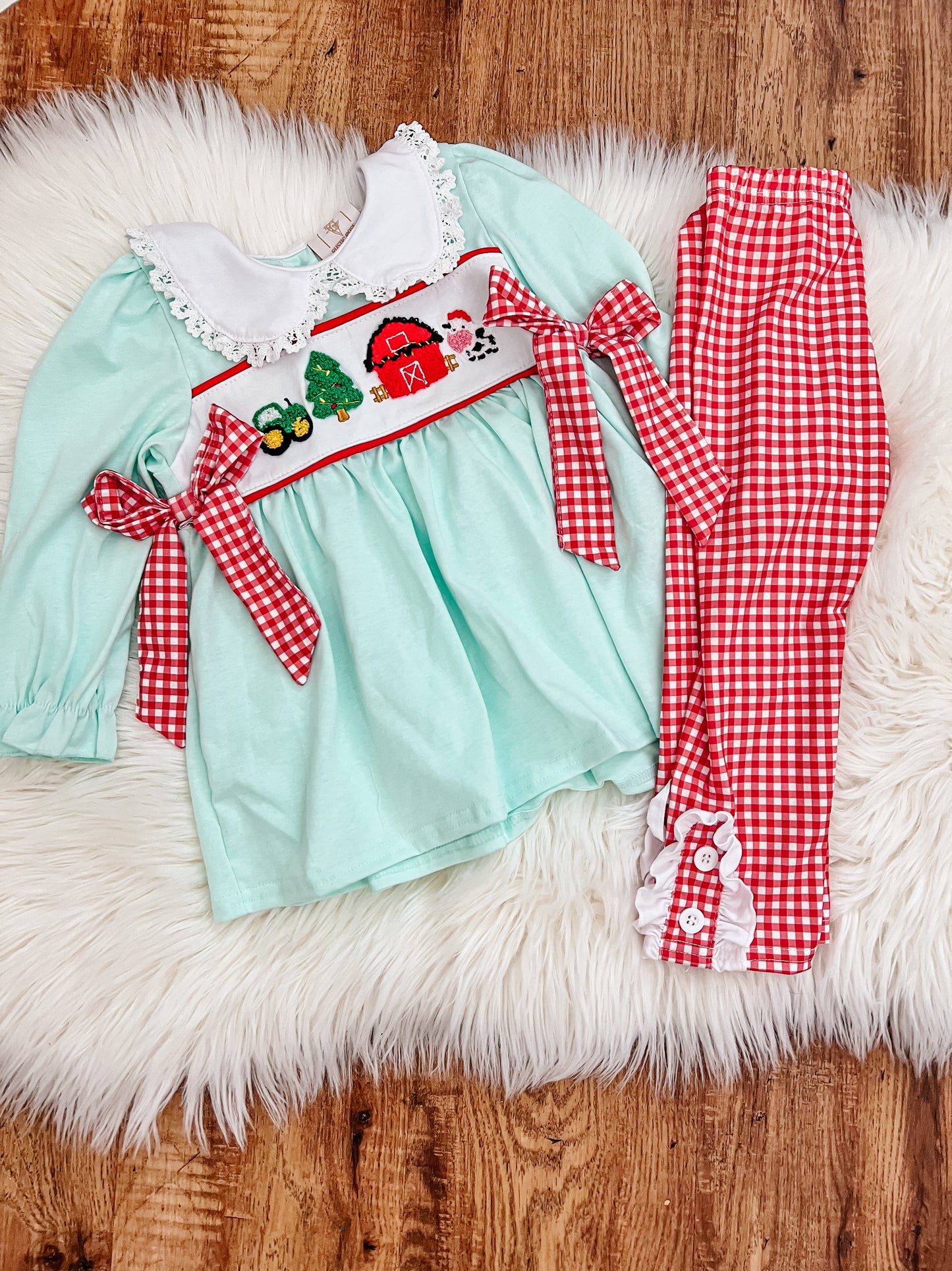 Ruffle farm animal christmas